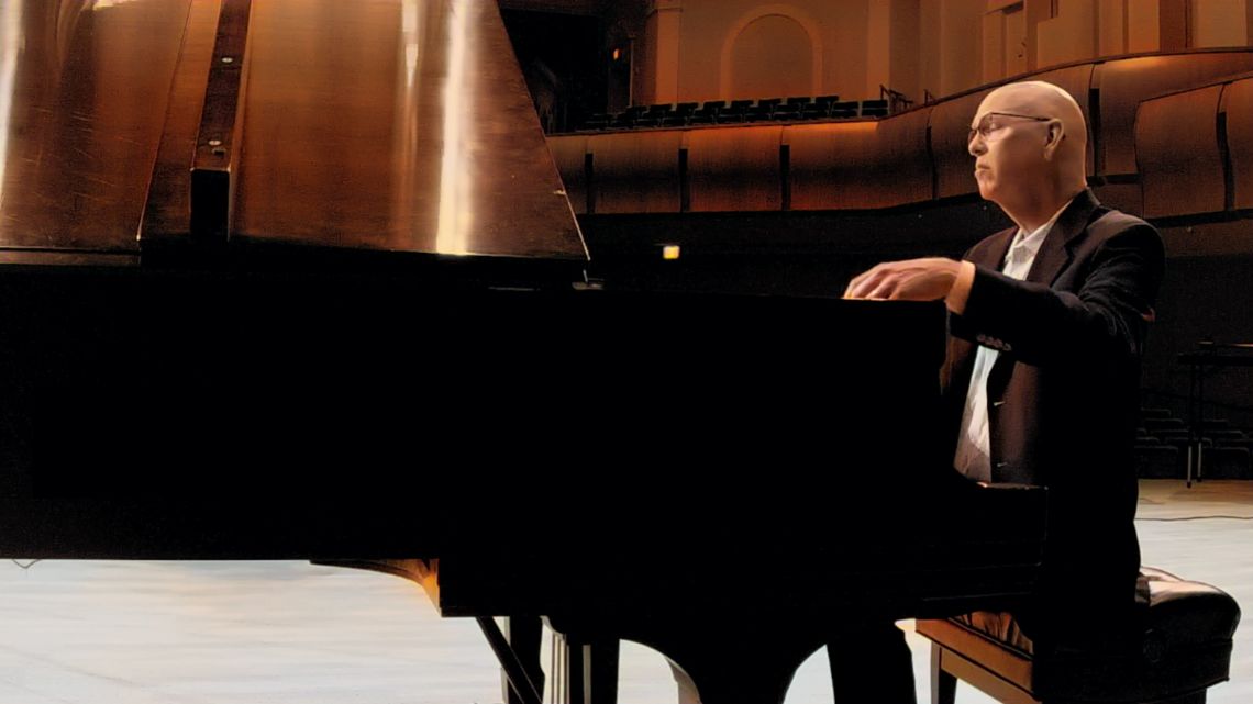David Heid at the piano in Baldwin Auditorium