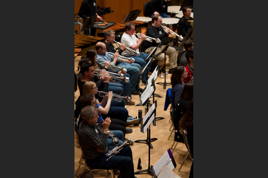 Alumni rehearse for the concert